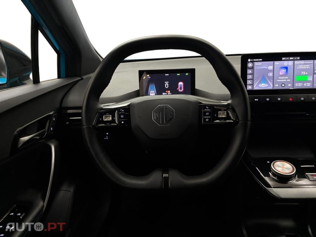MG MG4 64 kWh Luxury