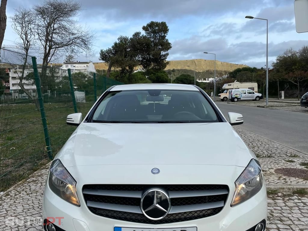 Mercedes-Benz A 200 Mercedes-Benz A 200
