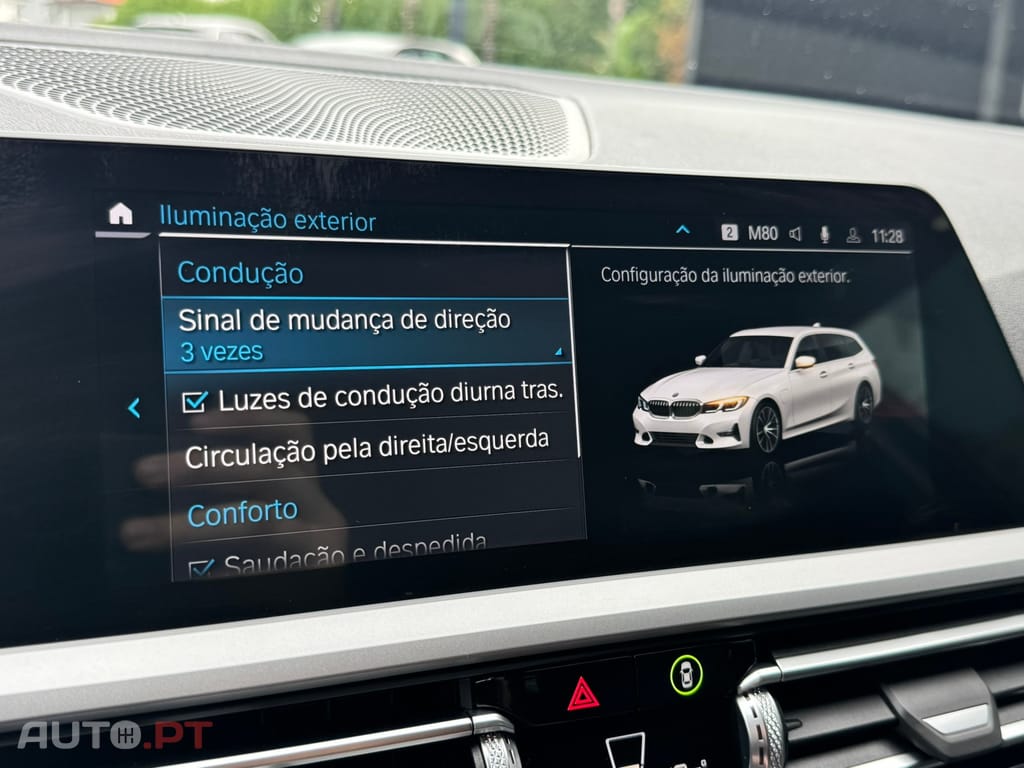 BMW 320 e Touring Corporate Edition Auto