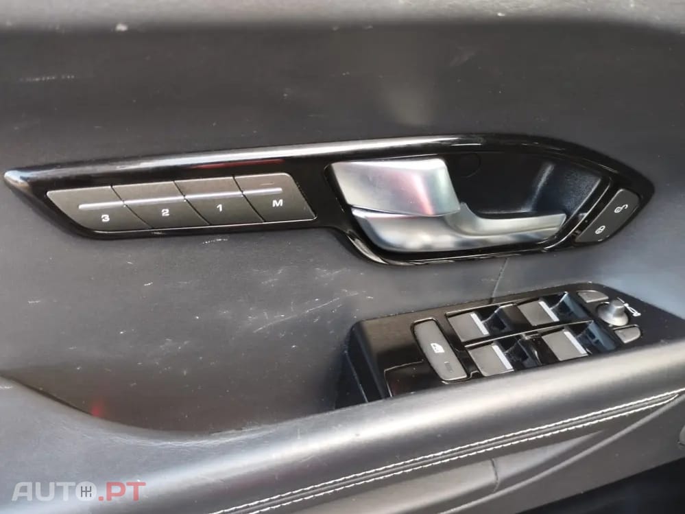 Land Rover Evoque 2.2 DW12C Dynamic Auto