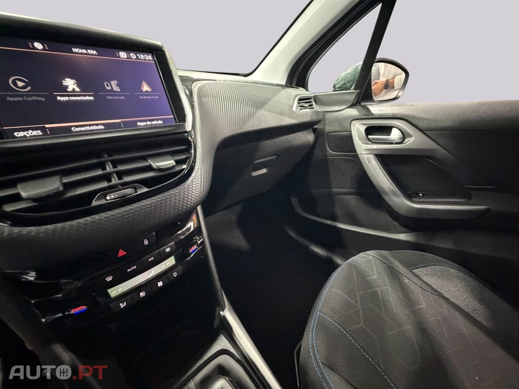 Peugeot 2008 1.2 Business