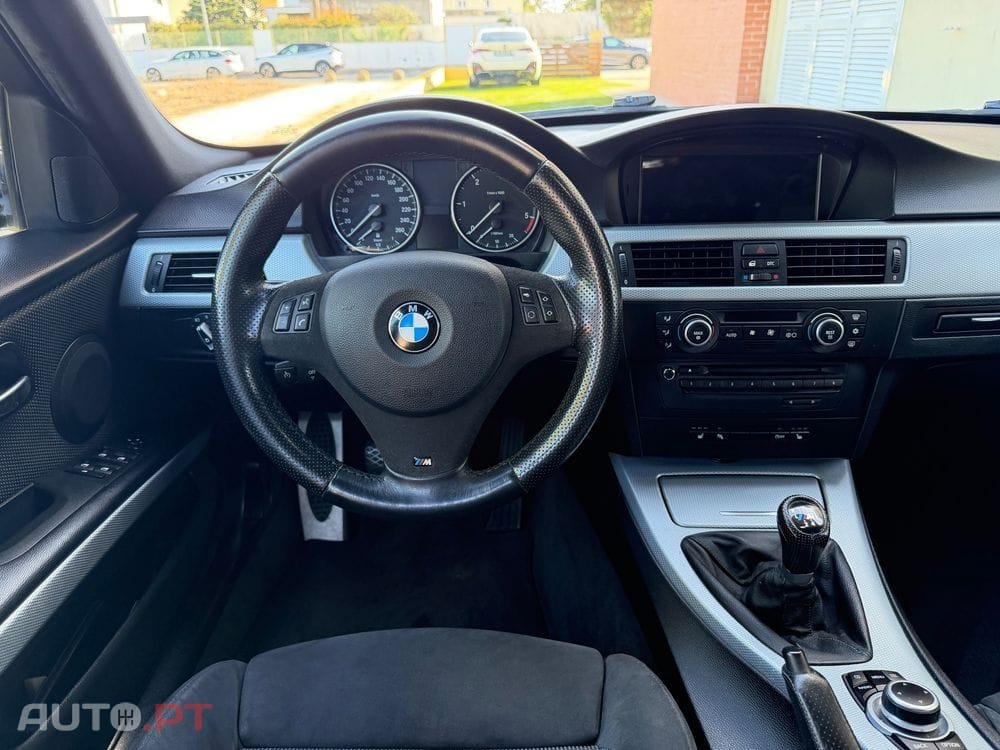 BMW 318 d Navigation Sport