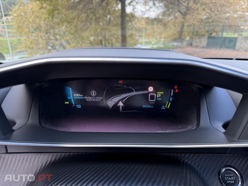 Peugeot E-2008 50 kWh GT Pack