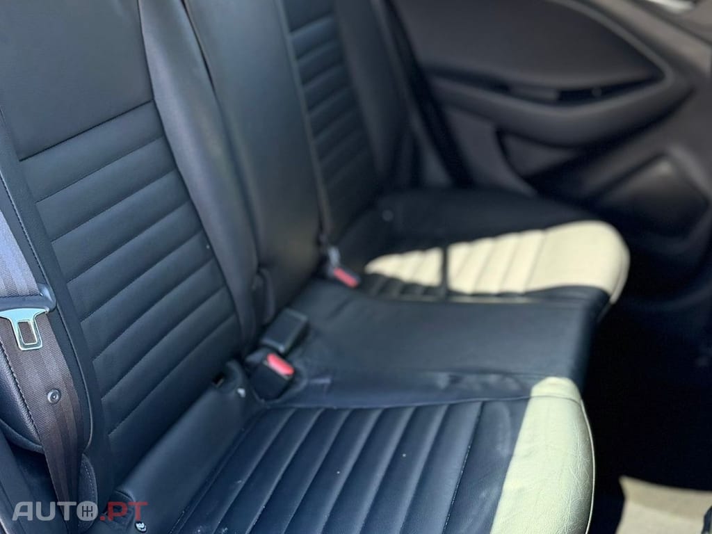 Hyundai i20 1.4 Comfort+Pack Look+JLL16 AT