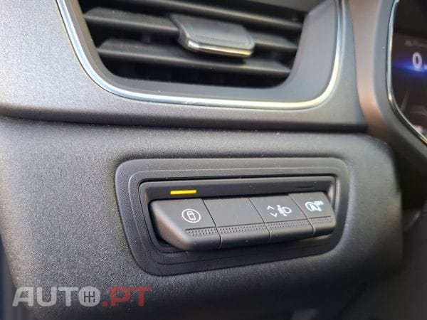 Renault Captur 1.0 TCe 100 Bi-Fuel techno