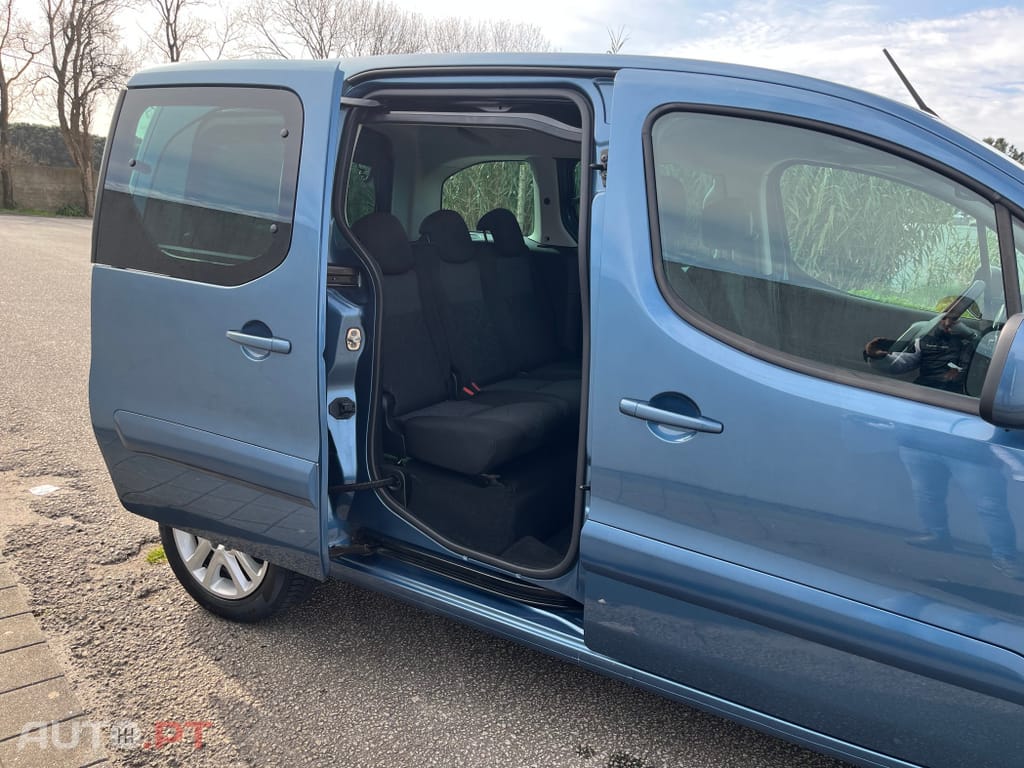 Peugeot E-Partner 50 kWh Premium Standard
