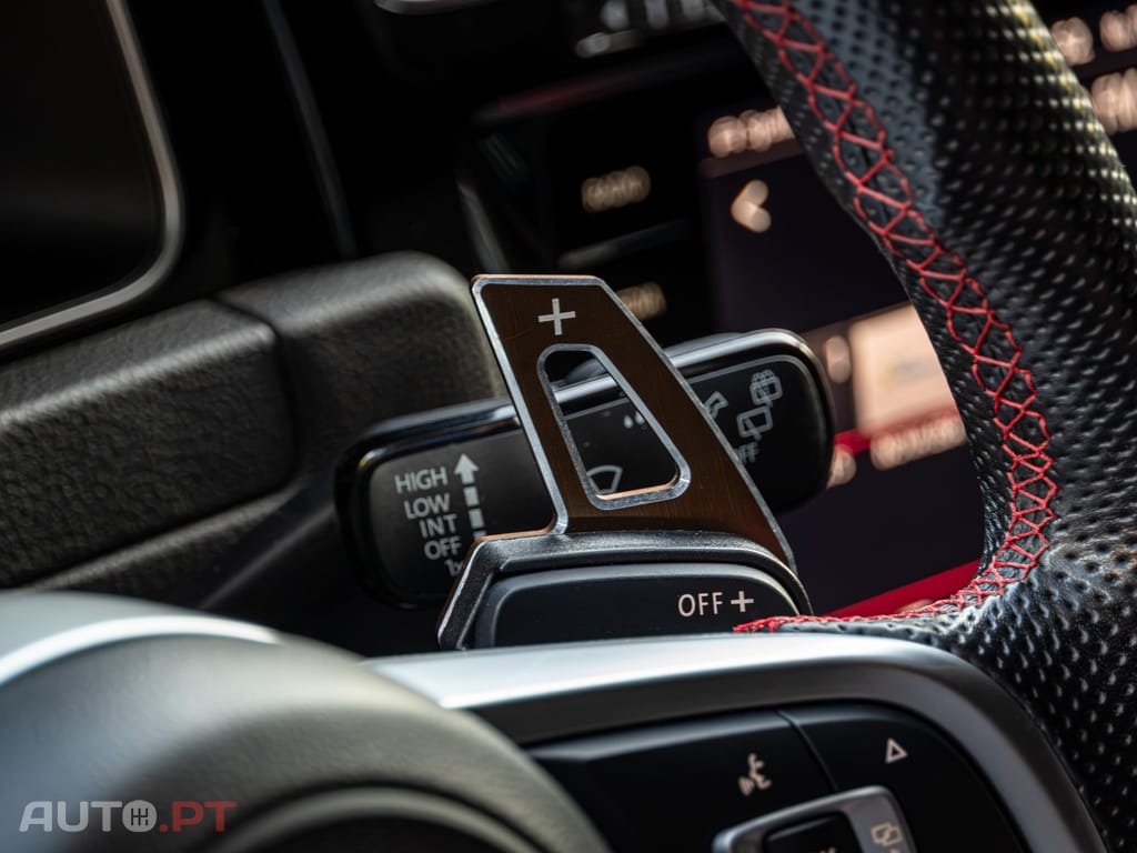 Volkswagen Golf 2.0 TSI TCR DSG