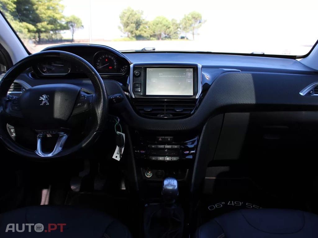 Peugeot 2008 Crossway