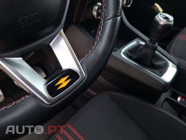 Renault Captur 1.0 TCe 90 RS Line