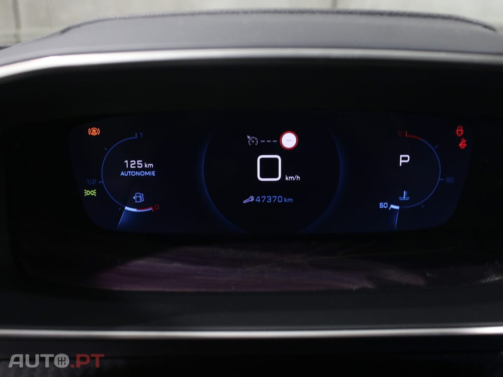 Peugeot 2008 1.2 PureTech Allure EAT8