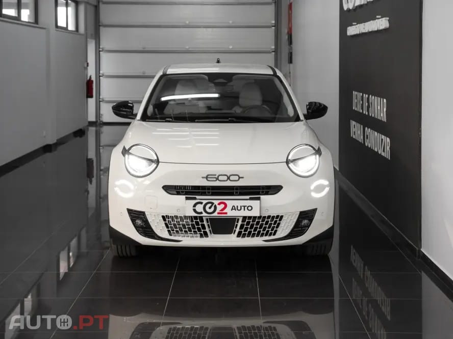 Fiat 600 1.2 Hybrid La Prima