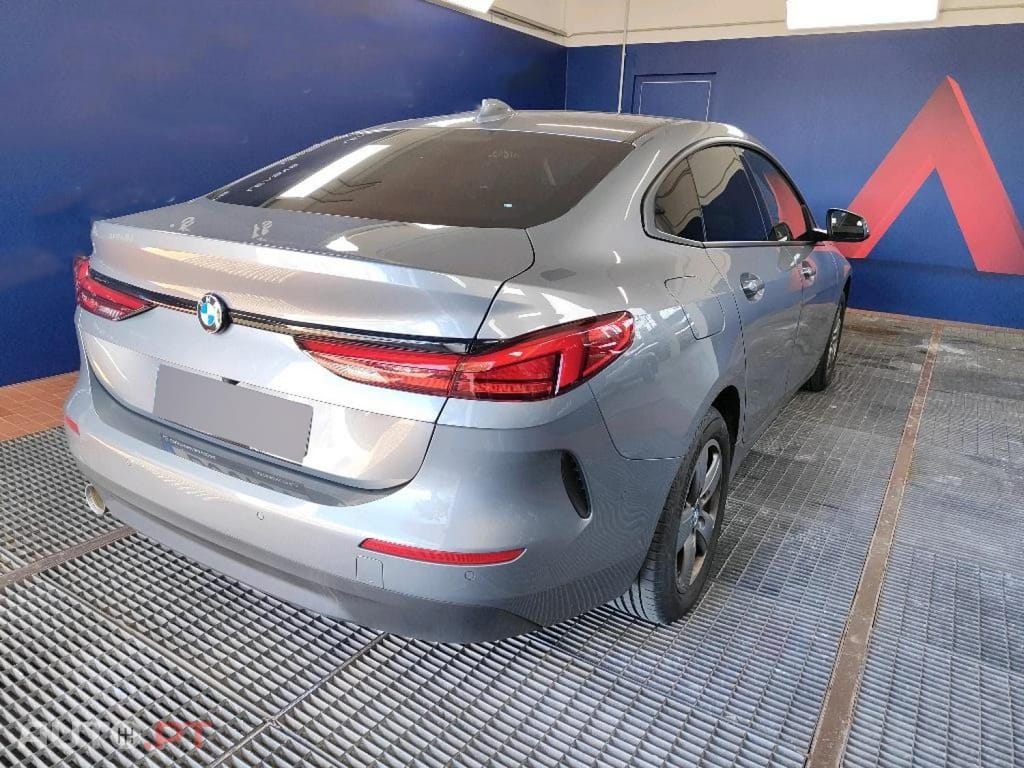 BMW 218 i Advantage