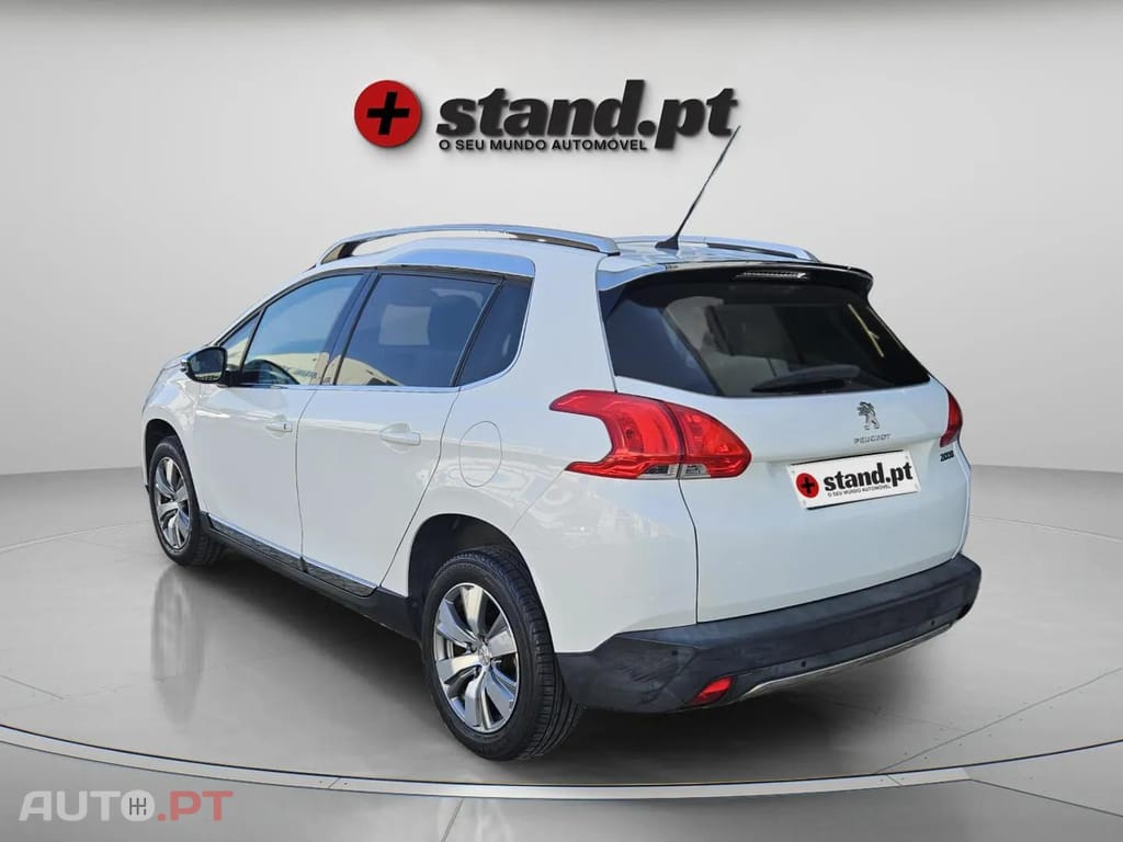 Peugeot 2008 1.2 PureTech Allure