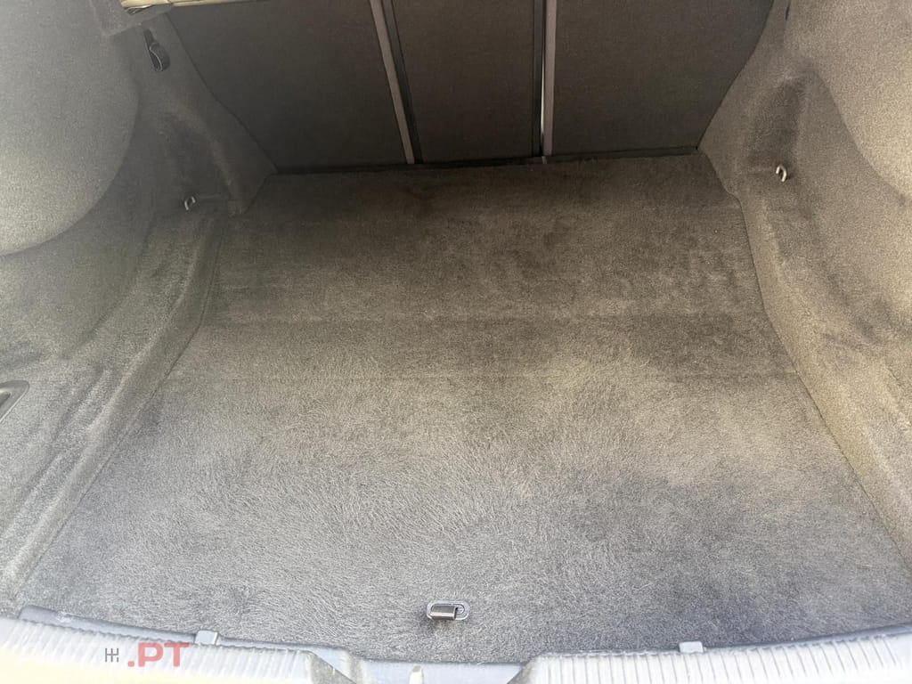 Jaguar XE 2.0 D Prestige