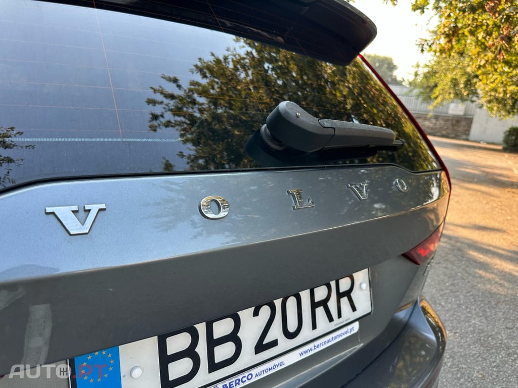 Volvo V60 2.0 D3 R-Design Geartronic