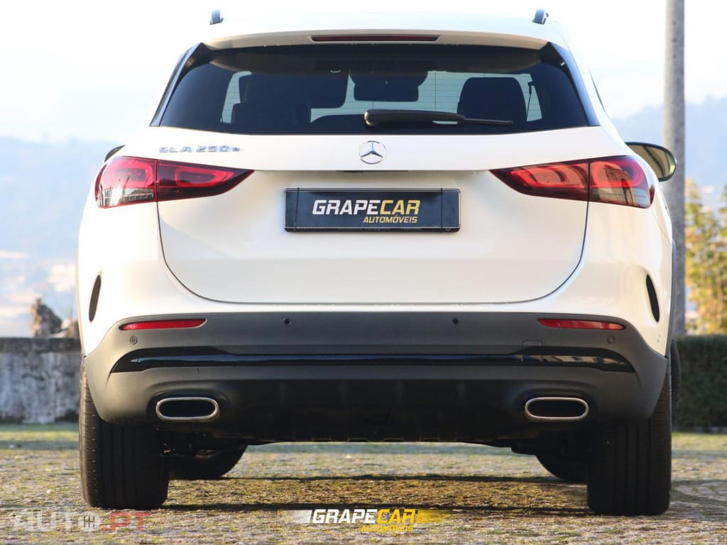 Mercedes-Benz GLA 250 e250 - AMG Line - Plug-In