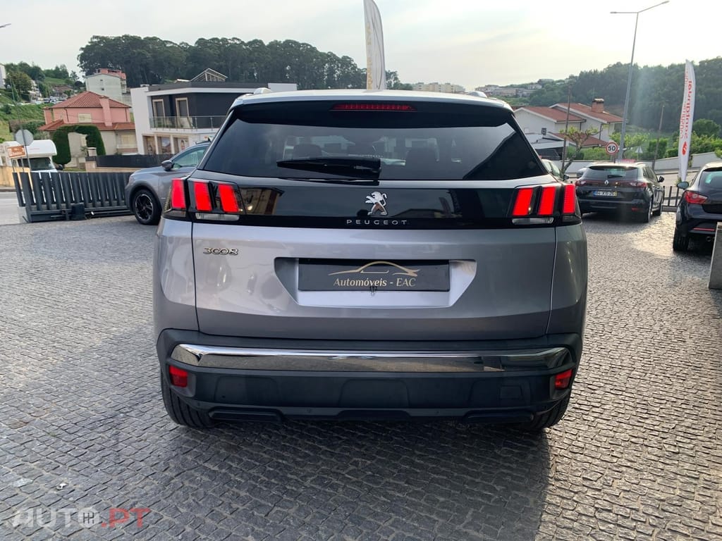 Peugeot 3008 1.5 BlueHDi Active