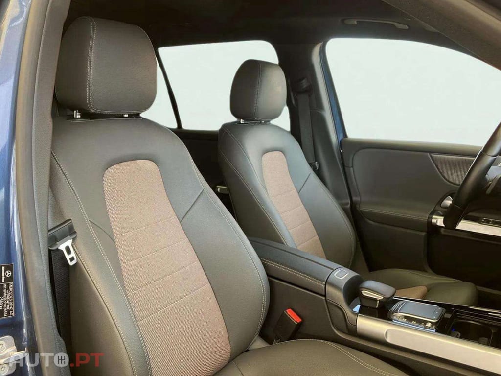 Mercedes-Benz EQB 300 4Matic Progressive