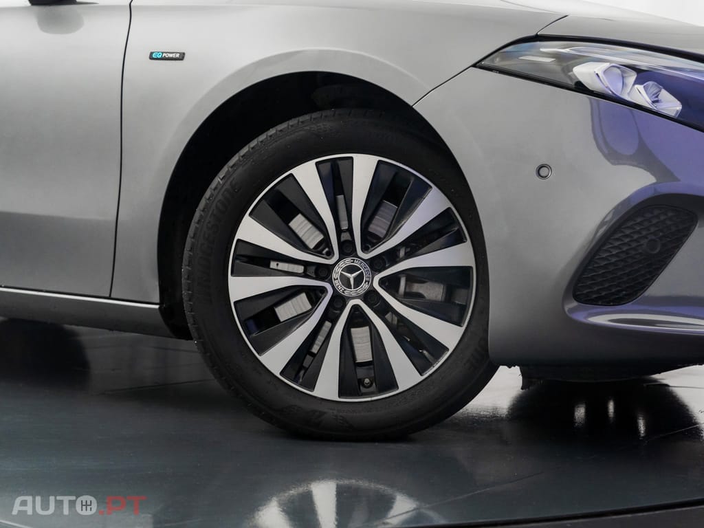 Mercedes-Benz A 250 e Style Plus