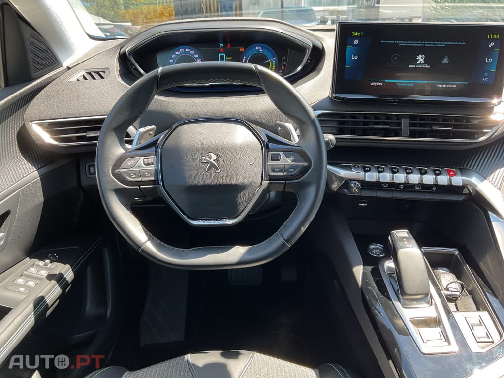 Peugeot 3008 1.6 Hybrid Allure e-EAT8