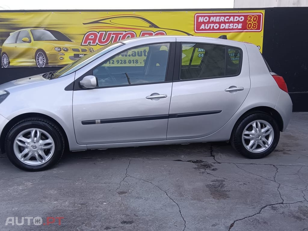 Renault Clio 1.2 SE Storia Confort