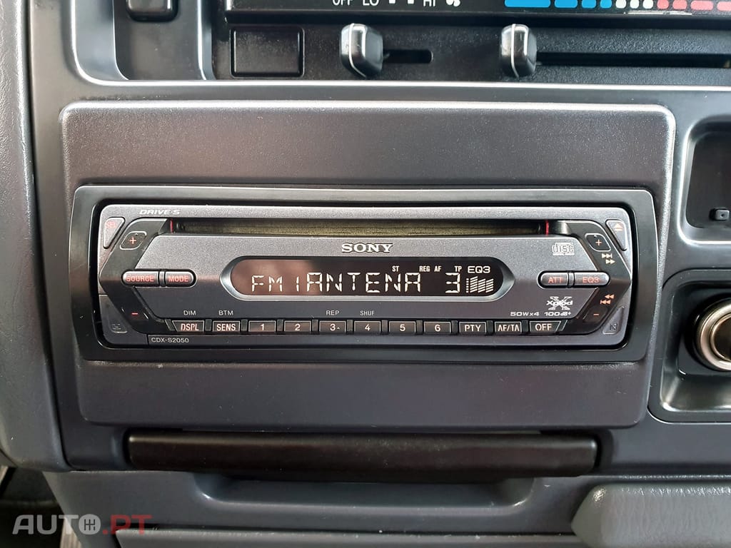 Toyota HiAce 2.5 D-4D Curto 2.8T