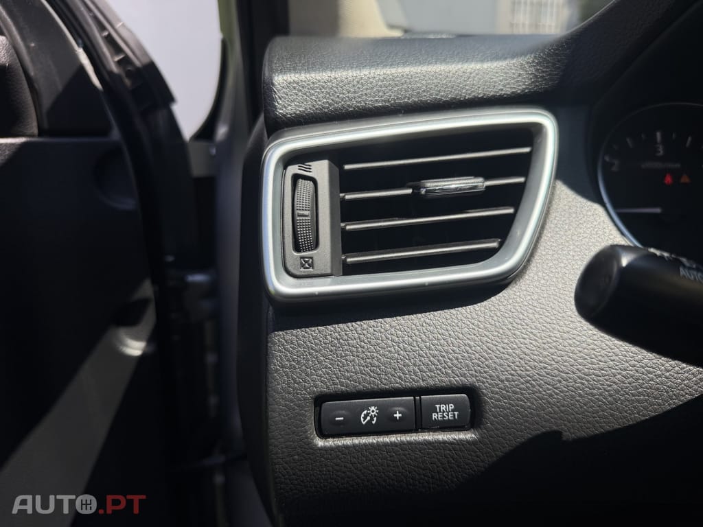 Nissan Qashqai 1.5 dCi 360 — fotografia 25