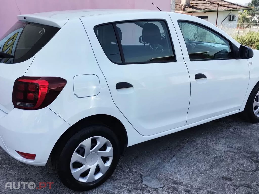 Dacia Sandero 1.0 SCe Pack