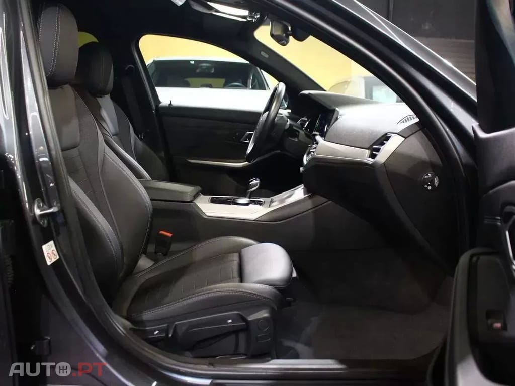 BMW 320 e Line Sport Auto