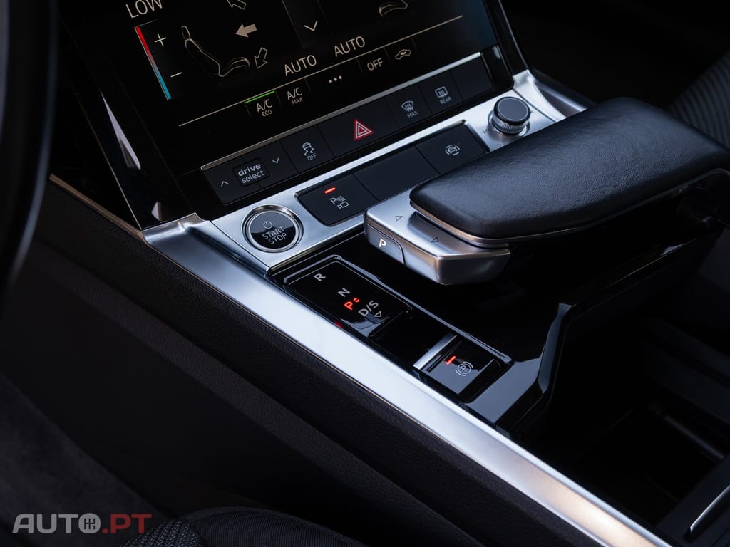 Audi Q8 E-Tron 55 quattro Advanced