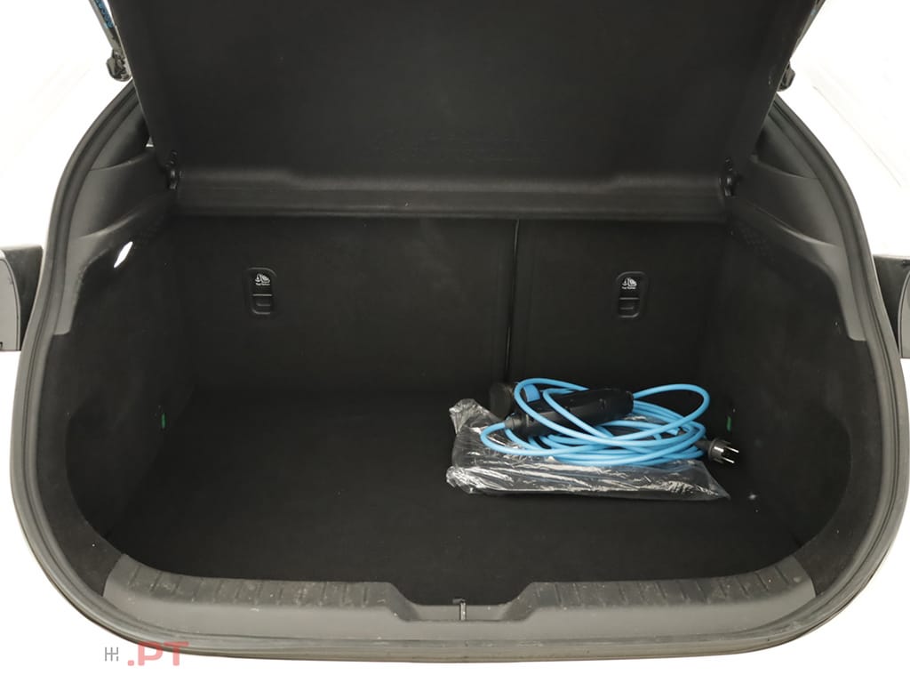 Mazda MX-3 MX-30 E-SKYACTIV EXCLUSVE-LINE