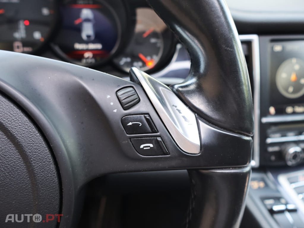 Porsche Panamera Platinum Edition