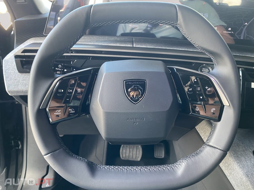Peugeot 5008 1.2 Hybrid Allure e-DCS6