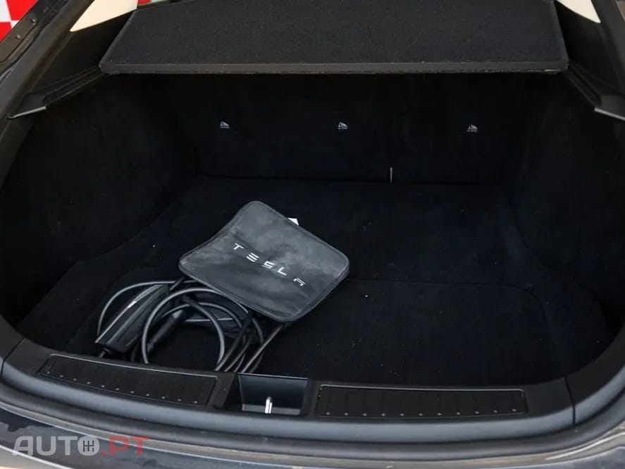 Tesla Model S Dual Motor AWD