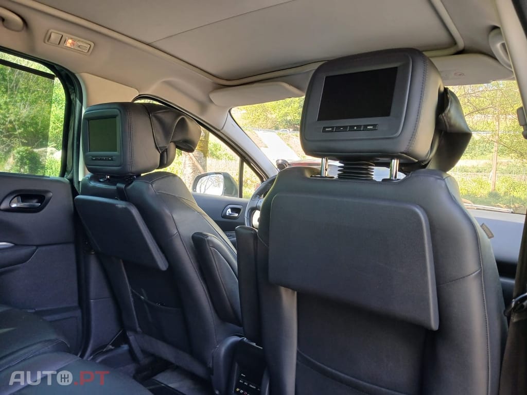 Peugeot 5008 2.0 HDi Sport