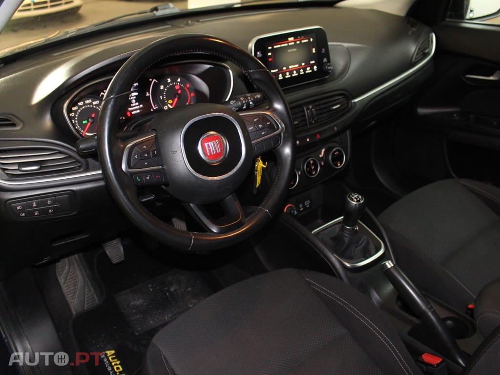 Fiat Tipo 1.3 M-Jet Lounge J17