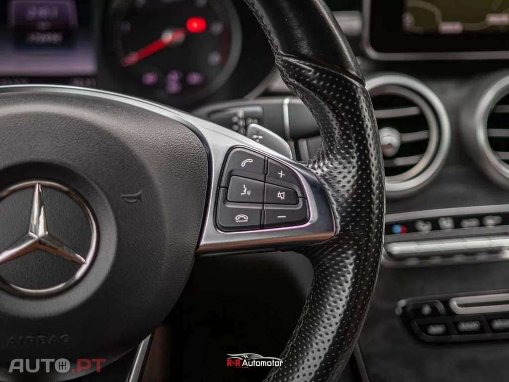 Mercedes-Benz C 220 D COUPÉ LUXURY 9G-TRONIC