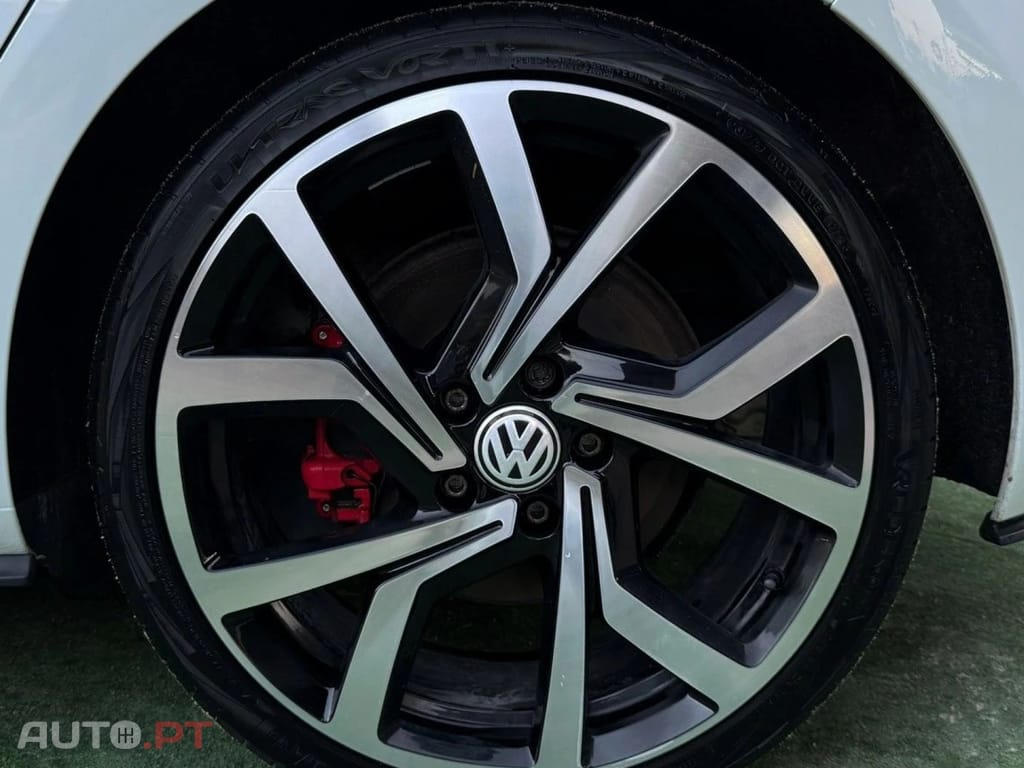Volkswagen Golf 2.0 TSi GTi