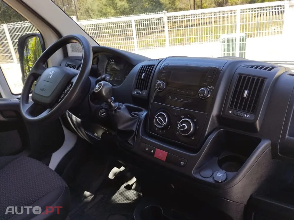 Peugeot Boxer 2.2 BLUE HDI 330 L1H1 PRO