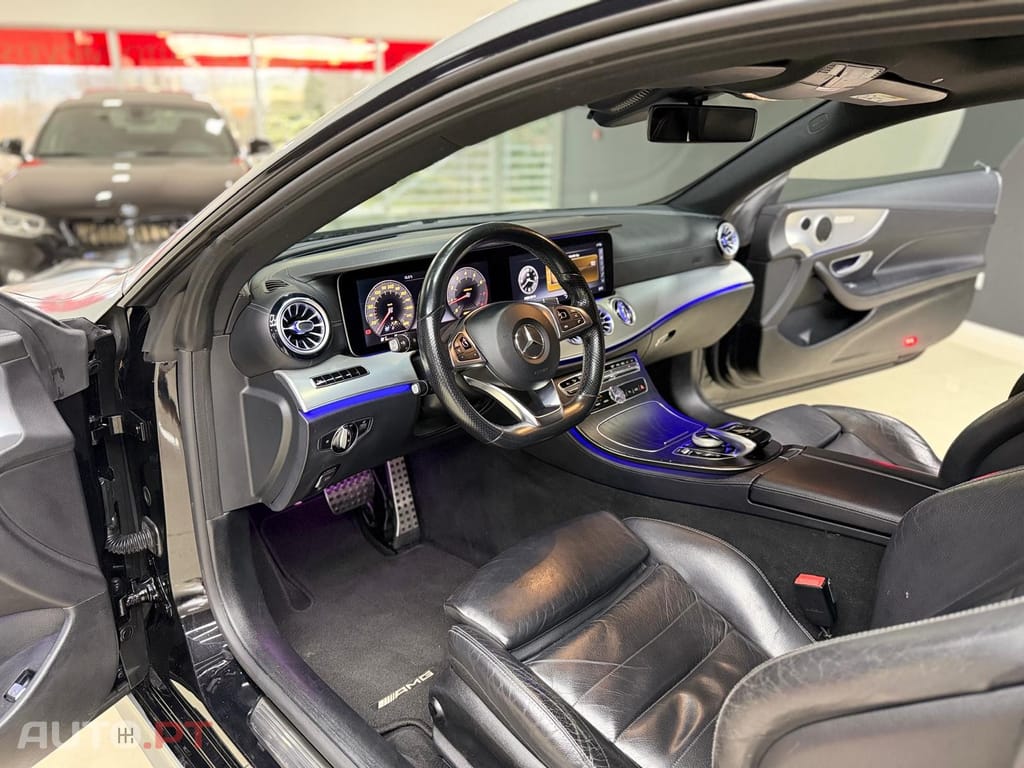Mercedes-Benz E 220 d AMG Line