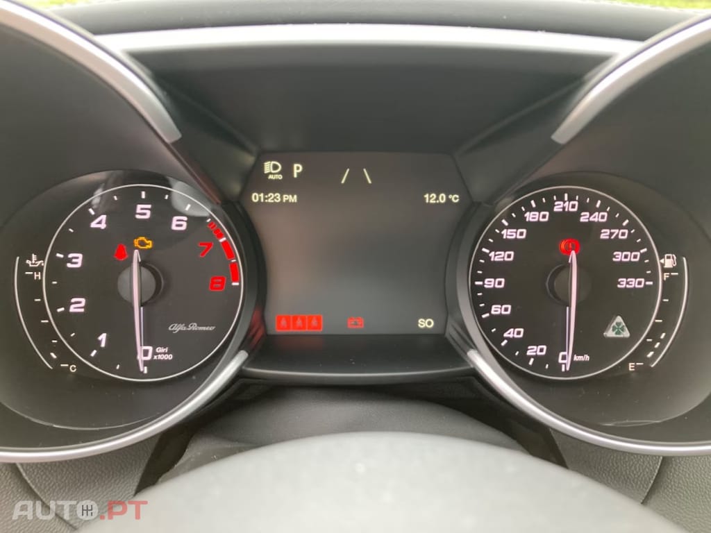 Alfa Romeo Giulia 2.9 Bi-T Quadrifoglio V6 