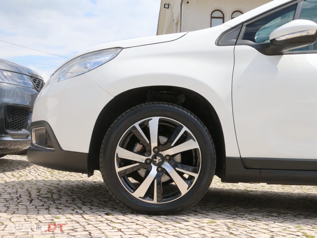 Peugeot 2008 1.6 e-HDi Active