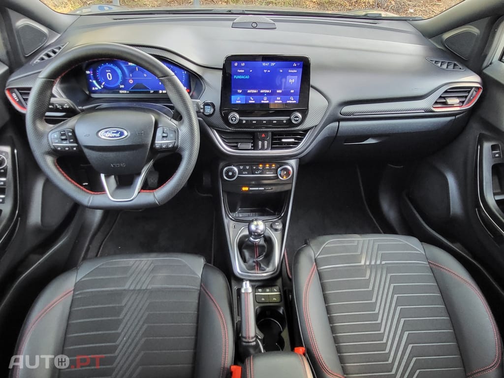 Ford Puma 1.0 EcoBoost MHEV ST-Line X