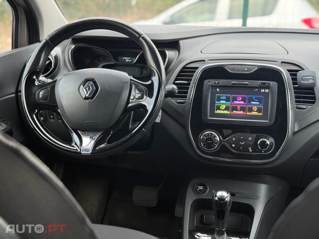 Renault Captur auto