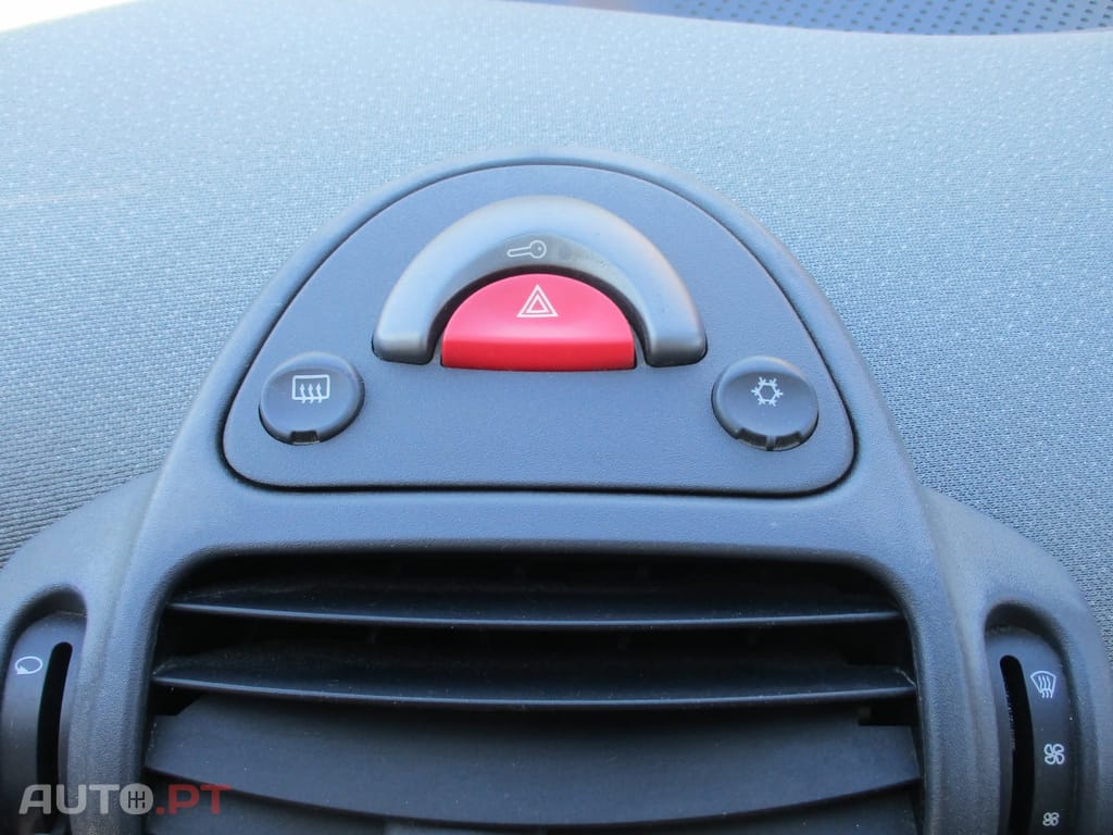 Smart ForTwo Pure 0.7 Gasolina  cx aut/sequencial- Nacional