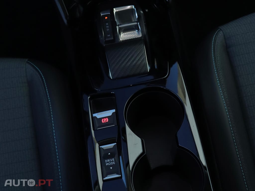 Peugeot 2008 1.2 PureTech Allure Pack EAT8