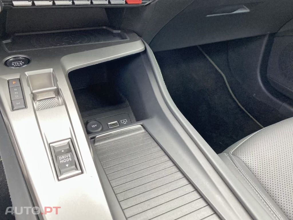 Peugeot 408 GT 130cv  EAT8