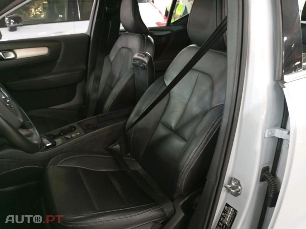 Volvo XC40 1.5 T5 PHEV Inscription Expression