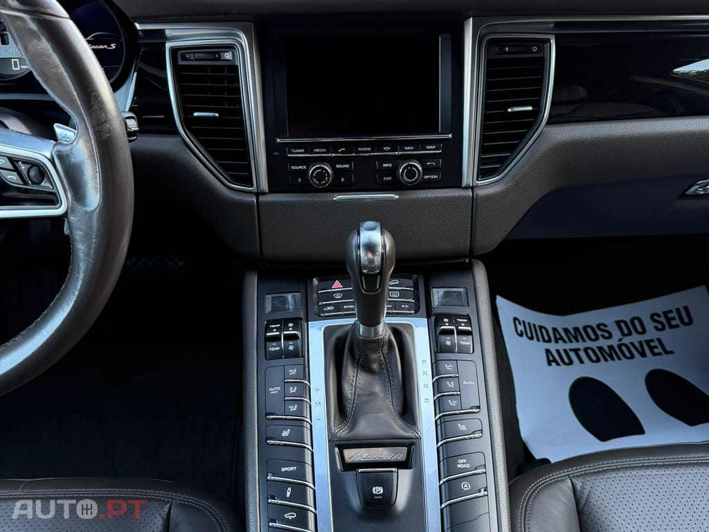 Porsche Macan S