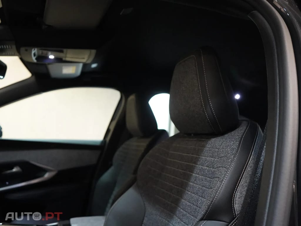 Peugeot 3008 1.2 Hybrid Allure e-DCS6